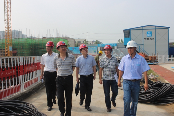 詹先豪、楊曉彬一行到濱湖項目指導(dǎo)工作